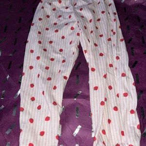 Loose fitting girl pajamas.